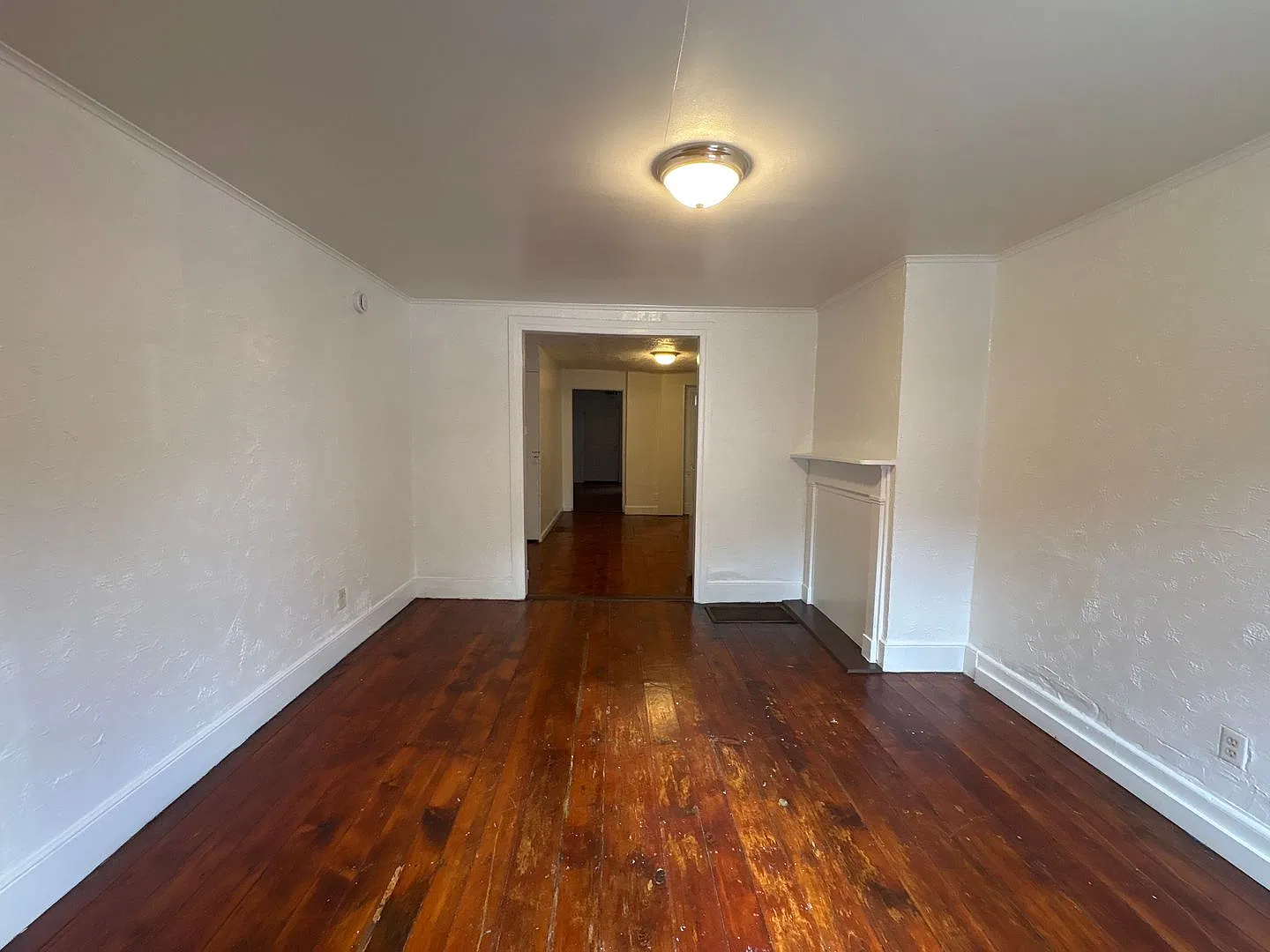 3 Bedroom House in Downtown York — Photo 2