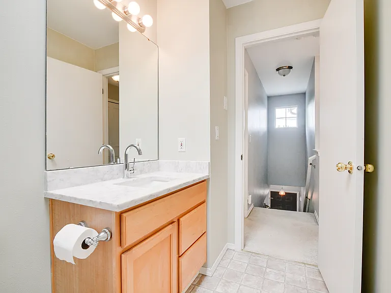16920 Tulip Ln — Photo 26