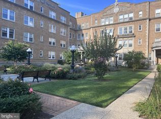 6655 McCallum St #301, Philadelphia, PA 19119