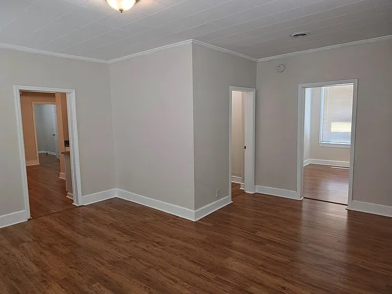 116 Houseworth St — Photo 11