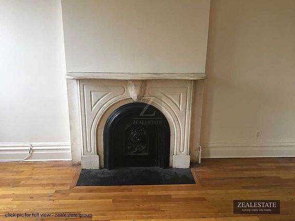3rd image of 528 Carlton Ave APT 2