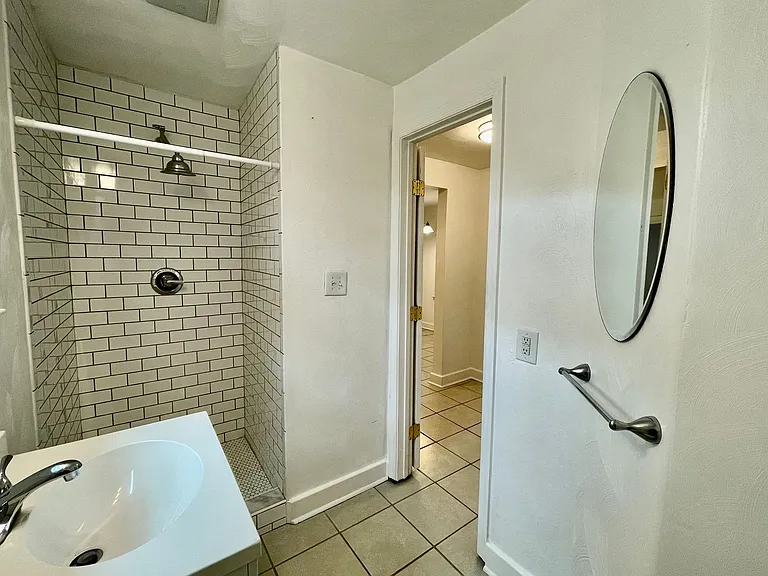 5621 Larry Ave — Photo 25