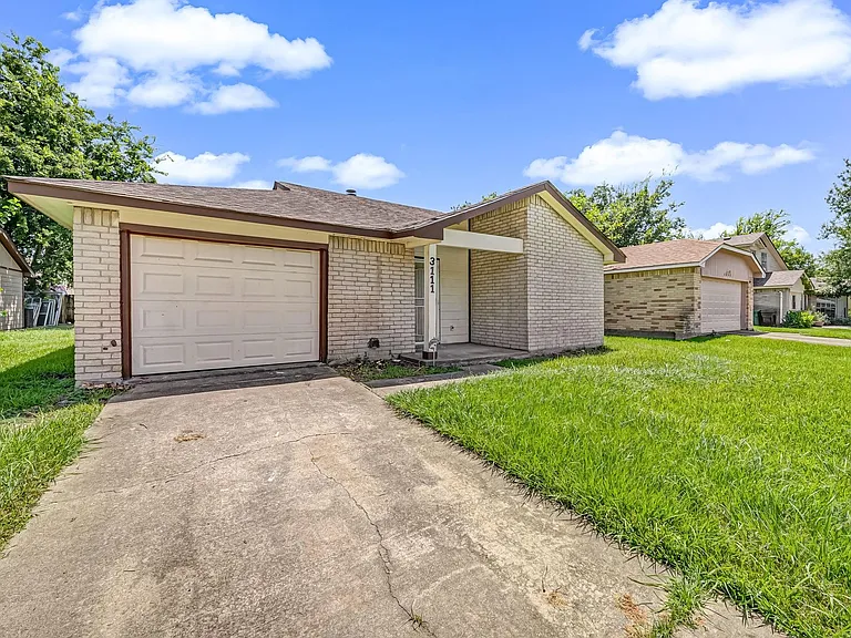 3111 Overcross Dr — Photo 2
