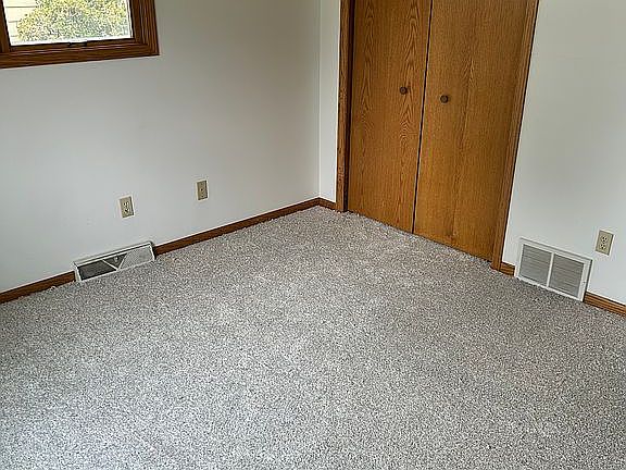3rd image of 3651 Boies Ave