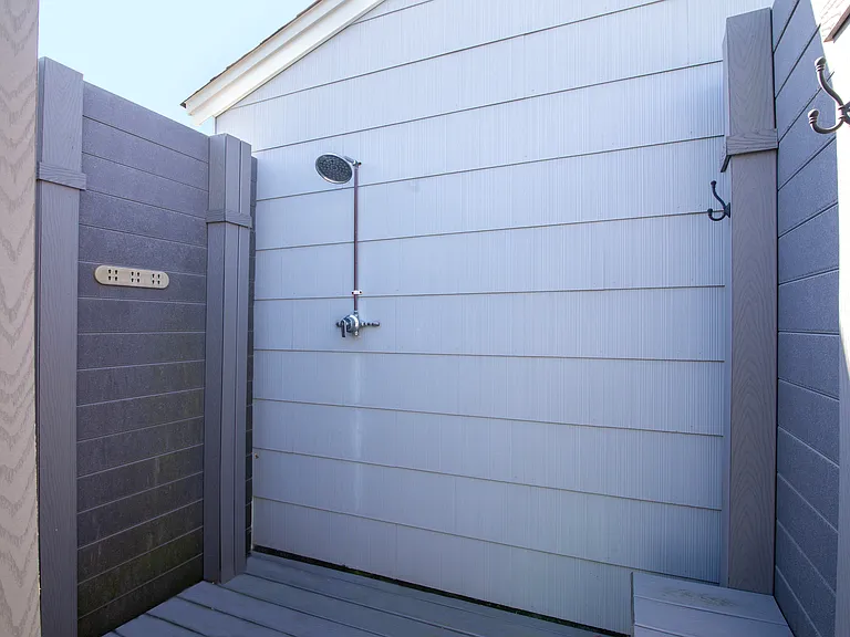19 Deforest Rd — Photo 16