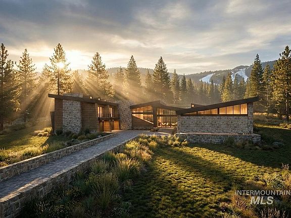 2nd image of 2073 W Mountain Rd