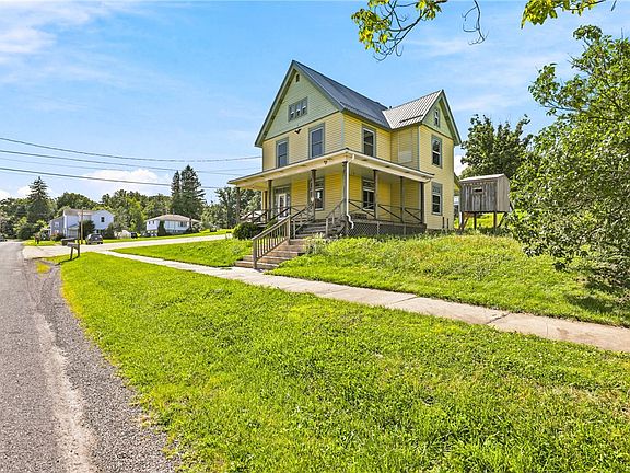 4th image of 130 S Main St
