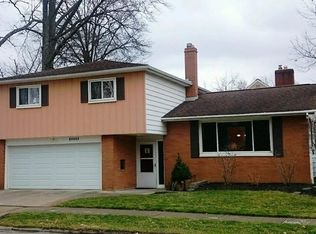 16744 Glenridge Ave, Middleburg Heights, OH