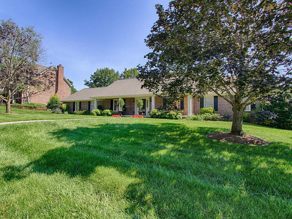 1st image of 313 Bigtree Dr #2