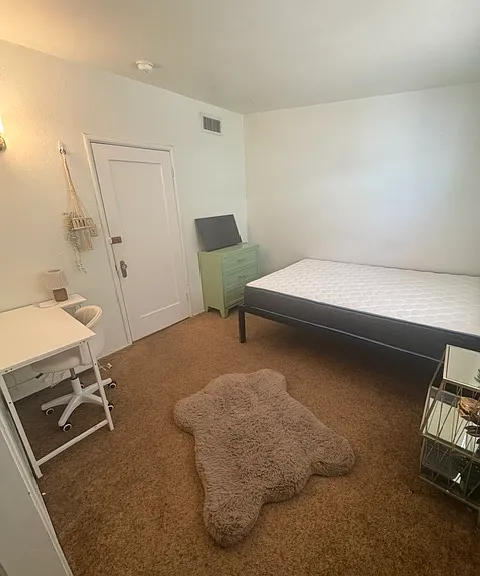 611 Lessley Pl — Photo 5