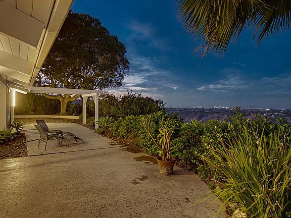 5th image of 5605 Soledad Mountain Rd