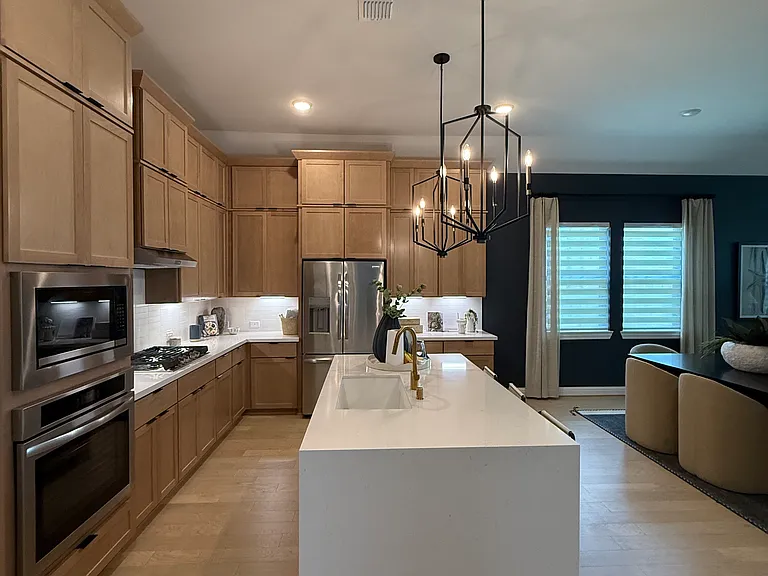 4916 Dickens Landing Dr — Photo 26