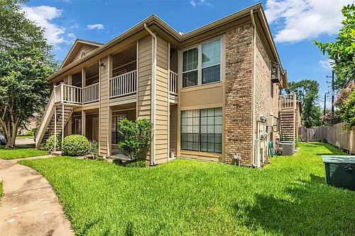 1311 Antoine Dr #128 Photo 1