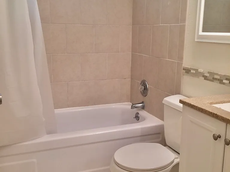 501 Myrtle Ave — Photo 3