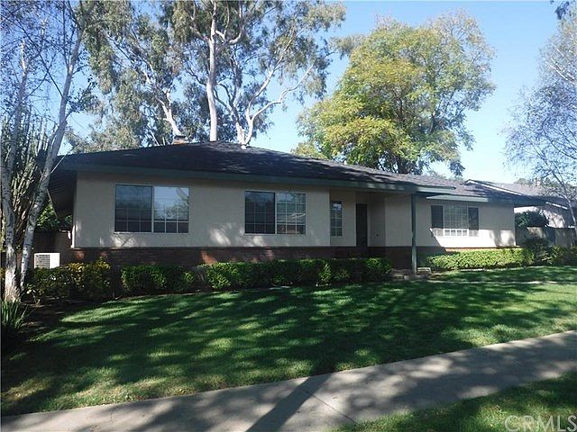 1st image of 1199 E Redding Way