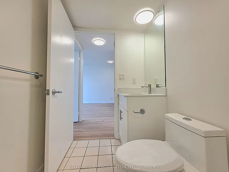 36 Lee Centre Dr #2108 — Photo 18
