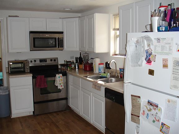 3rd image of 19 Nesmith Ave