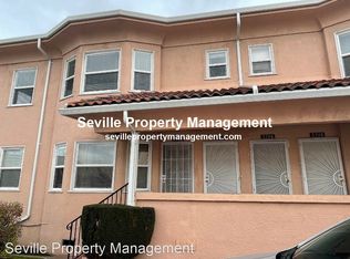 5730 Kingsley Cir #5736, Oakland, CA 94605