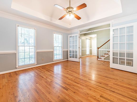 5th image of 3001 Windrose Dr