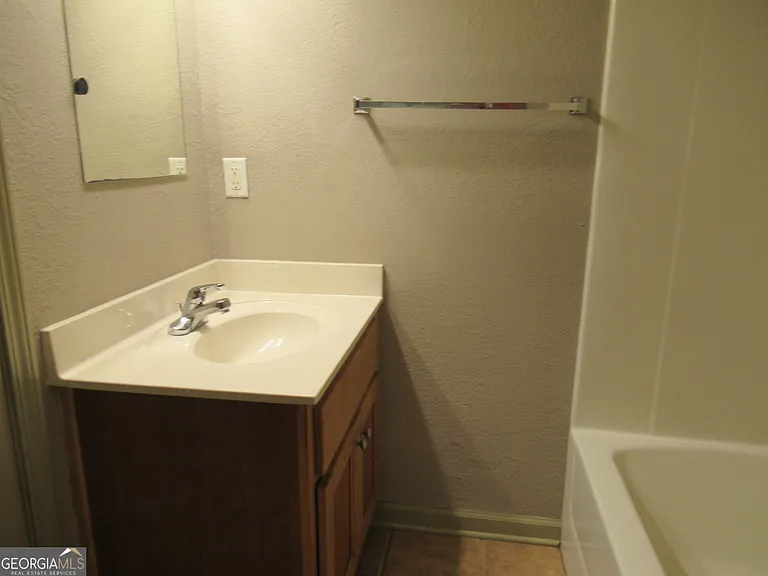 95 Live Oak Rd — Photo 15