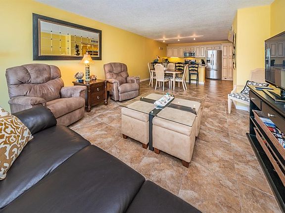 5th image of 1400 Gulf Blvd APT 402