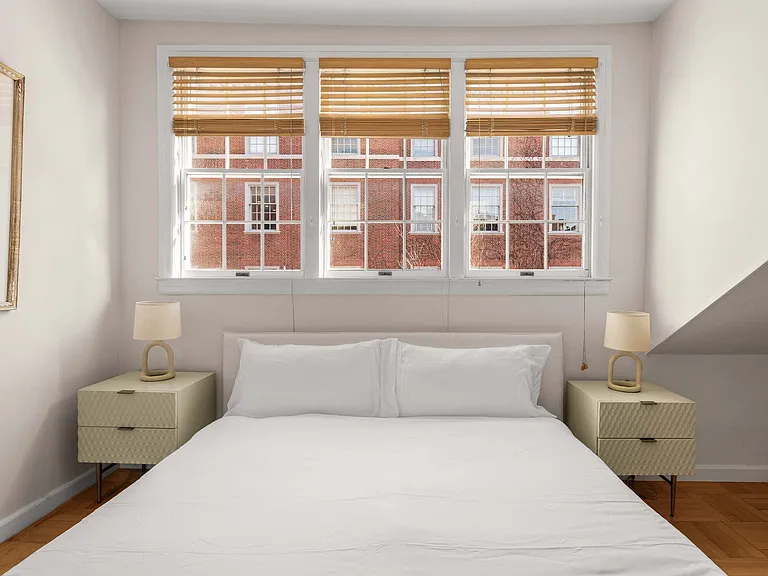 131 Macdougal St #1 — Photo 14
