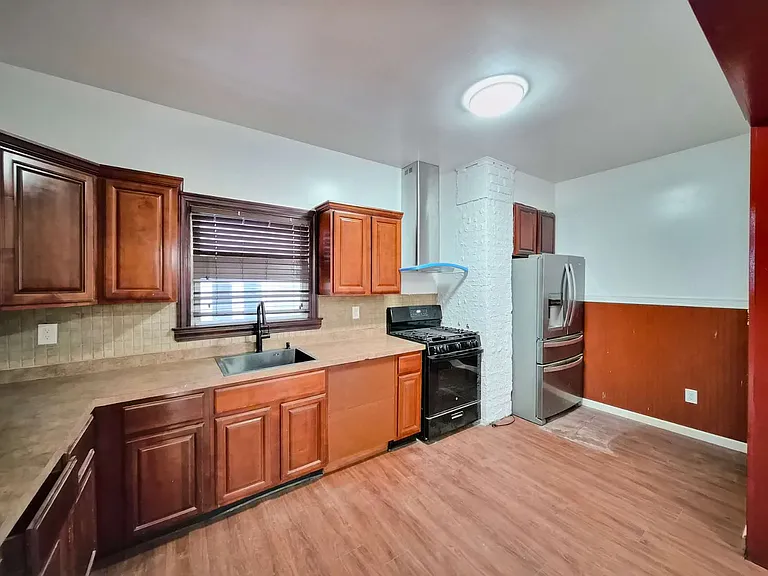 443 Home Ave #1 — Photo 7