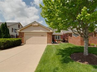 333 Morristown Ct, Chesterfield, MO