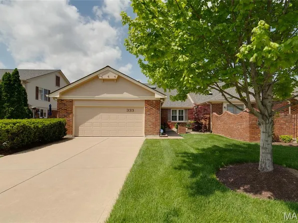 333 Morristown Ct, Chesterfield, MO 63017