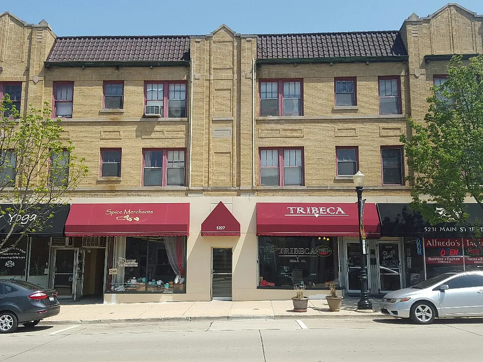 5227 Main St #35