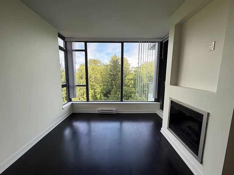 7088 18th Ave #905 — Photo 3
