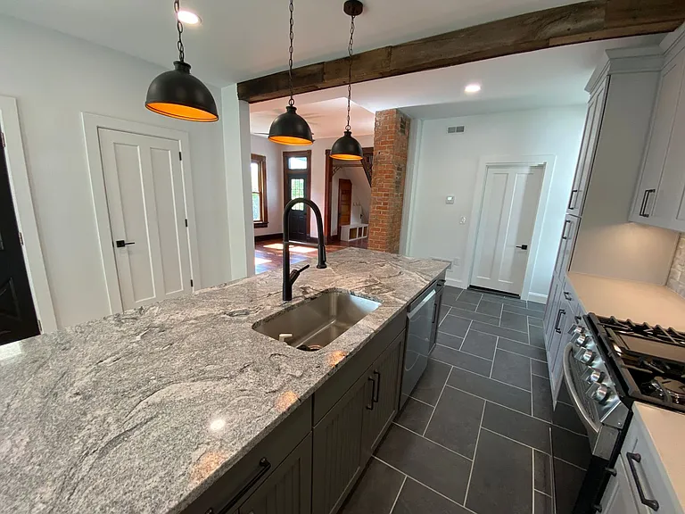35 E Arcadia Ave — Photo 5