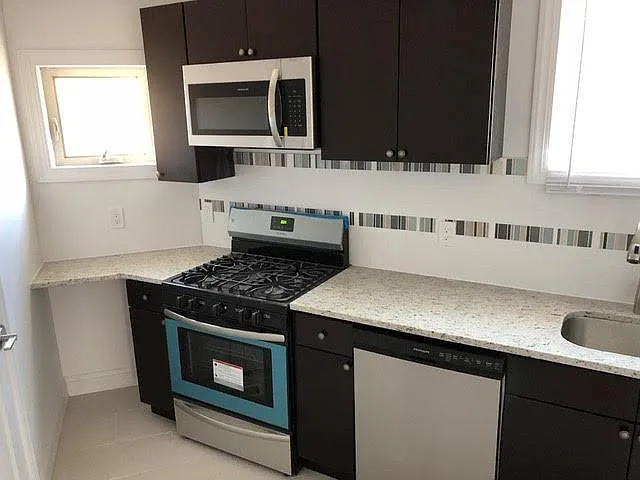 2313 Grays Ferry Ave #2W — Photo 9