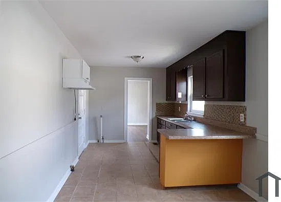 4 bed, 1277 sqft, $1,200 — Photo 2