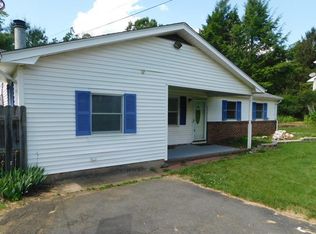 18 Mac Arthur St, High Bridge, NJ 08829