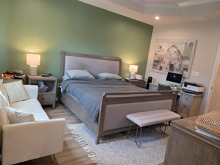 Main Suite Bedroom.