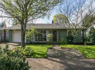 10944 NE Thompson St, Portland, OR 97220