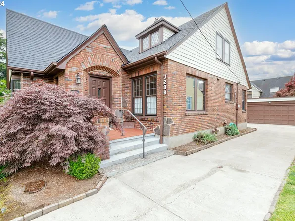 3288 NE Alameda St, Portland, OR 97212