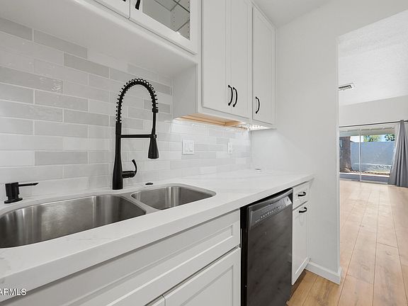 3rd image of 2847 N 49TH Place