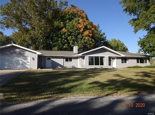 7001 Yorker Dr, Belleville, IL 62223