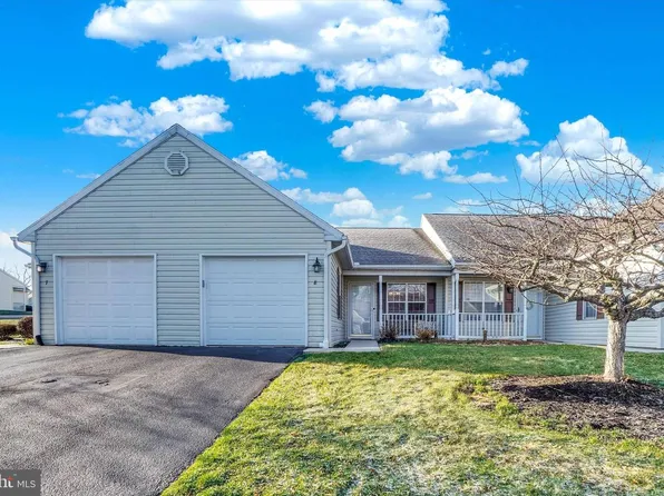 8 Hagarman Dr #8, York, PA 17408