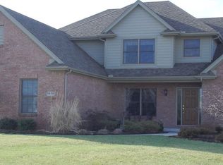 5836 Sherwood Cir, Monclova, OH