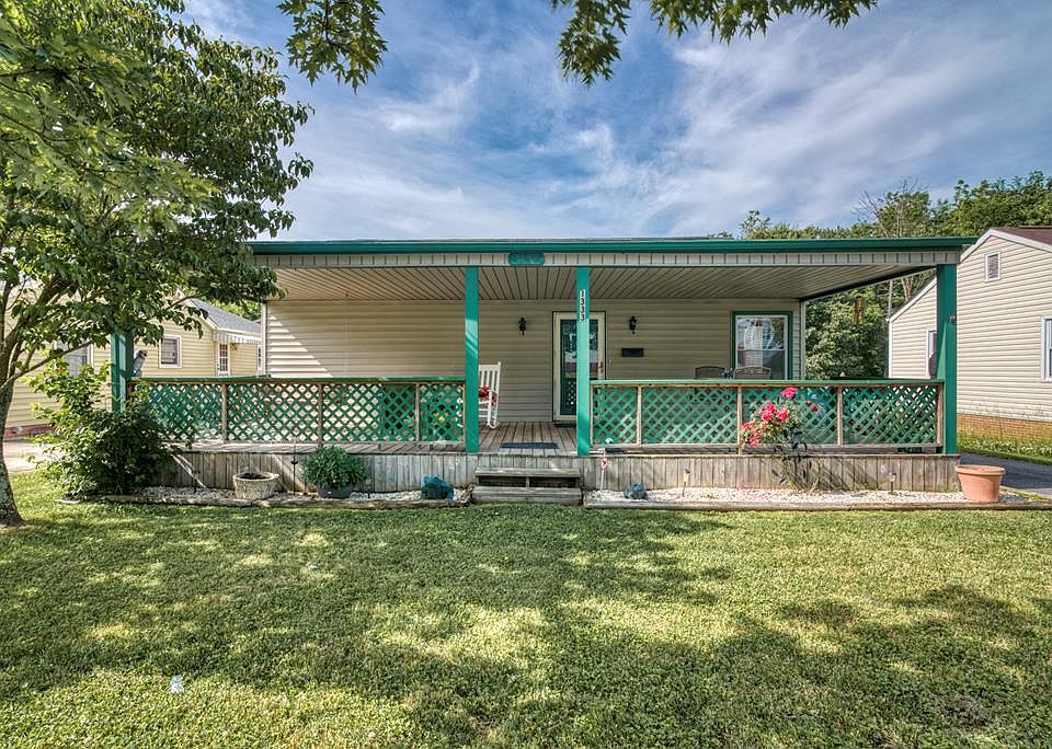 1st image of 1333 Garden Dr