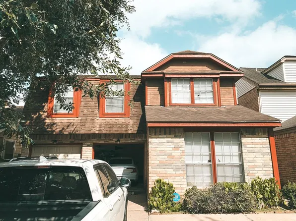 6438 Old Chatham Ln, Houston, TX 77035