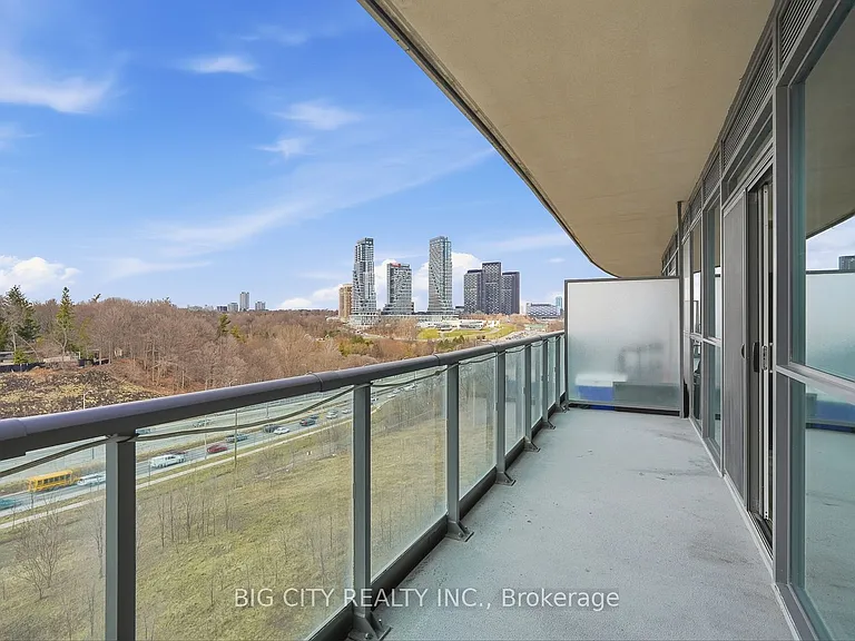 35 Brian Peck Cres #403 — Photo 30