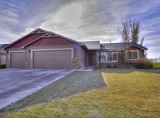 1590 Poplar Ave, Fruitland, ID 83619