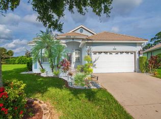 882 NW Sarria Ct, Port Saint Lucie, FL 34986