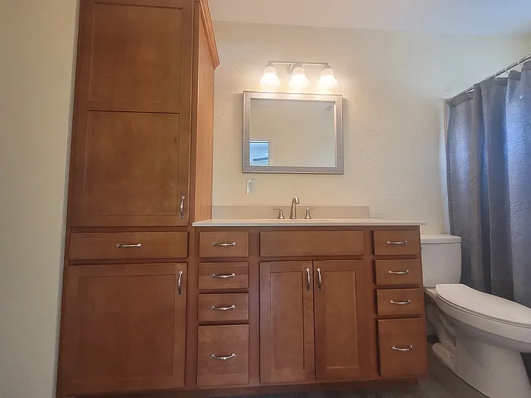 1527 W Colorado Ave #201 — Photo 30
