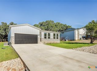 21812 Oxford Dr, Leander, TX 78645