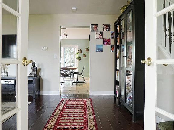 4th image of 2503 Watch Hill Dr